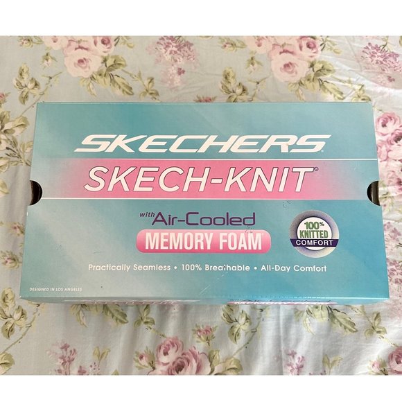 New Skechers Skech-Knit Shoes Memory Foam slip on comfortable 11 - Picture 3 of 9